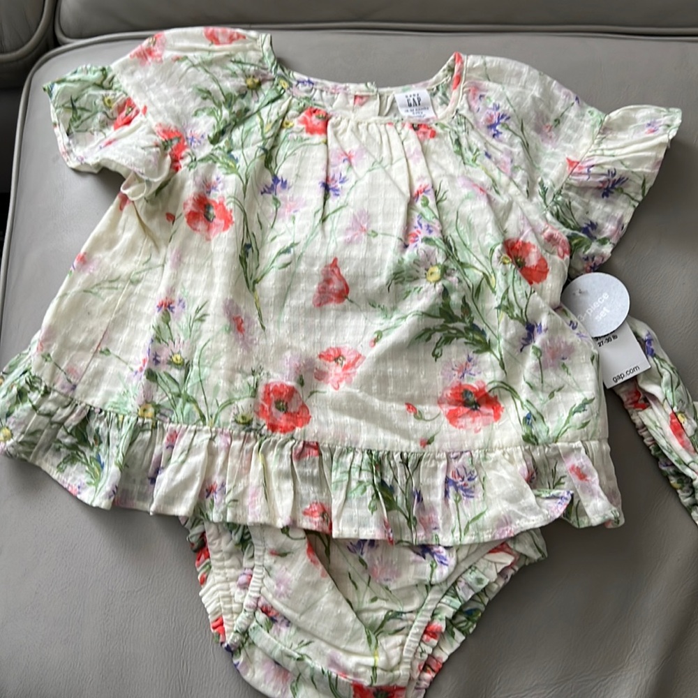 Brand new 3 piece set